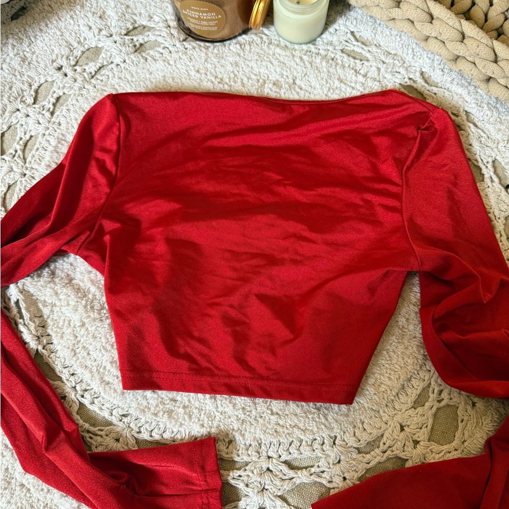 Elegant Red Long Sleeve Top - Picture 2 of 2